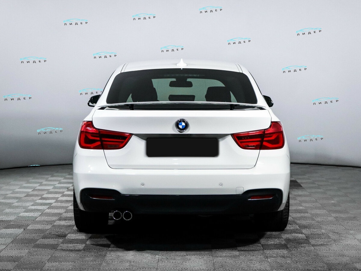 BMW 3 серии 2018 года с пробегом. Фото: #4