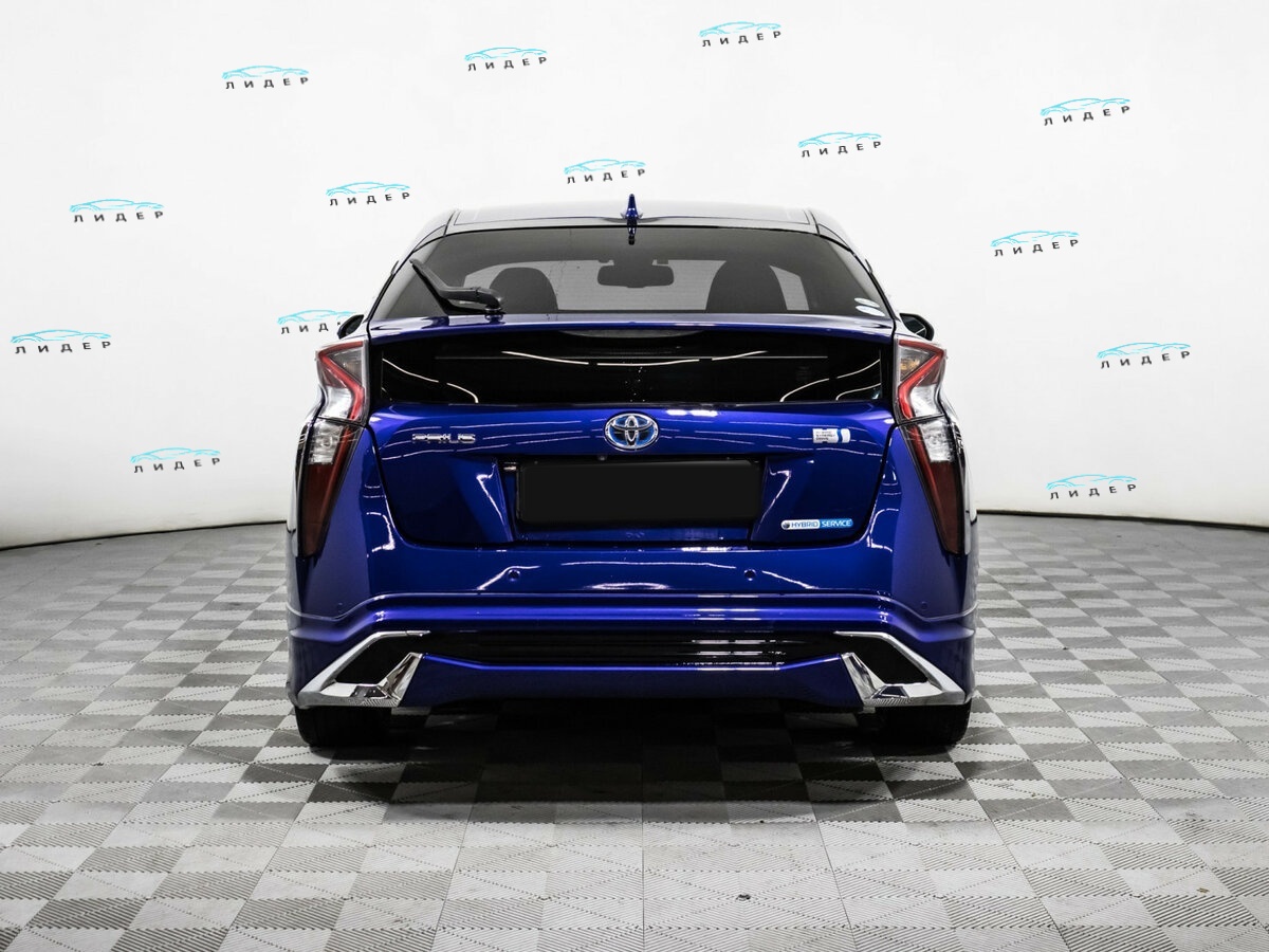 Toyota Prius 2016 года с пробегом. Фото: #4