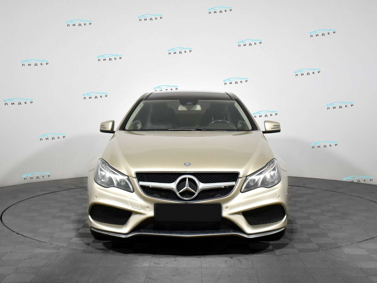 Mercedes-Benz E-Класс 2016 года с пробегом. Фото: #1