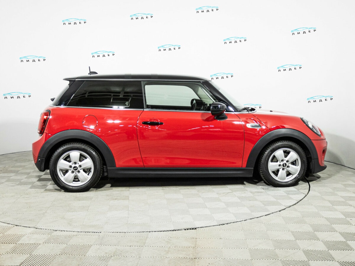 Mini Hatch 2020 года с пробегом. Фото: #3