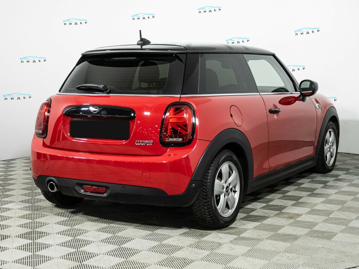 Mini Hatch 2020 года с пробегом. Фото: #4