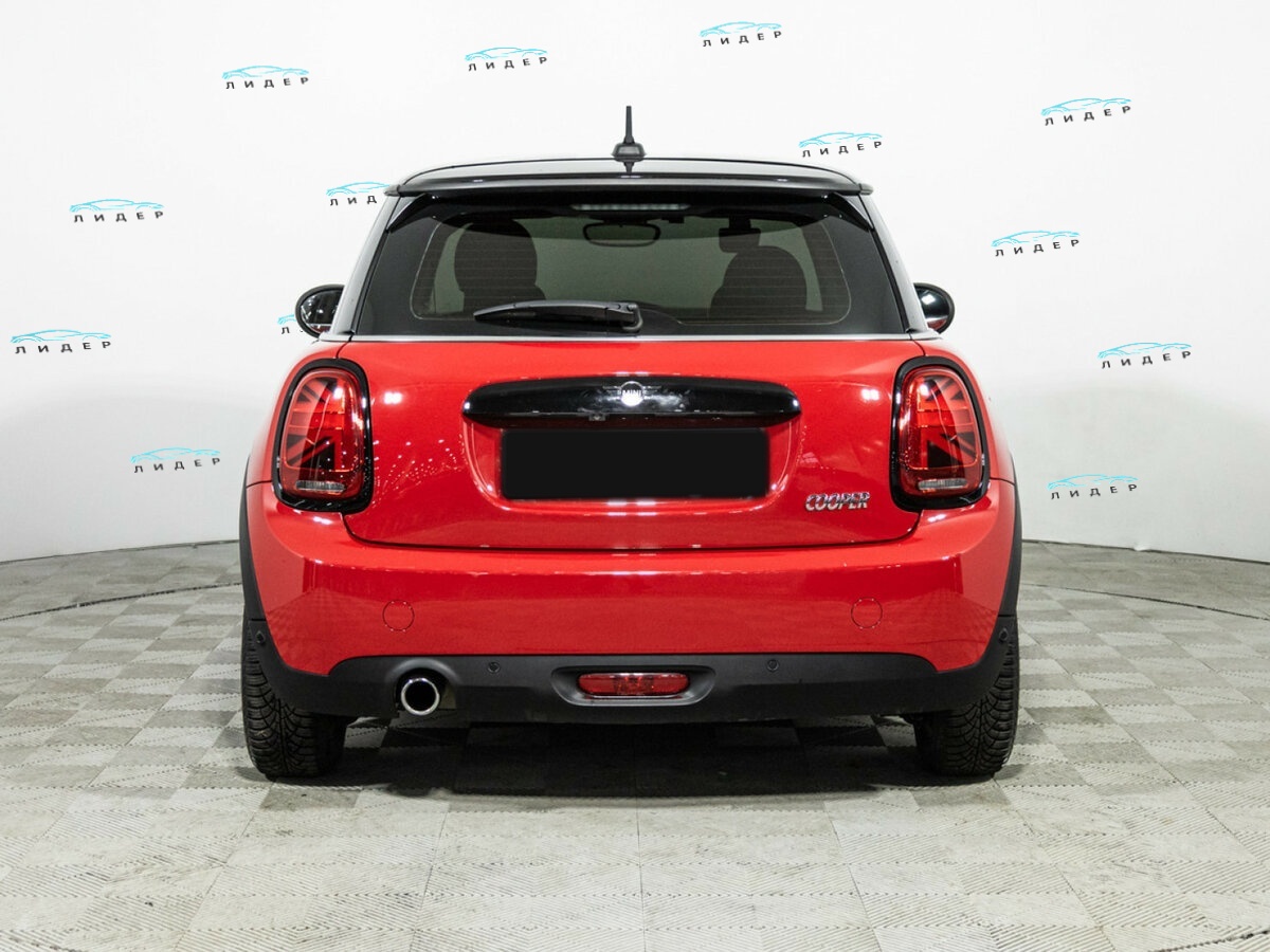Mini Hatch 2020 года с пробегом. Фото: #5