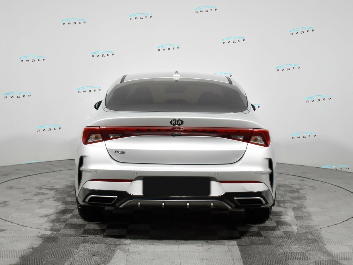 Kia K5 2021 года с пробегом. Фото: #5