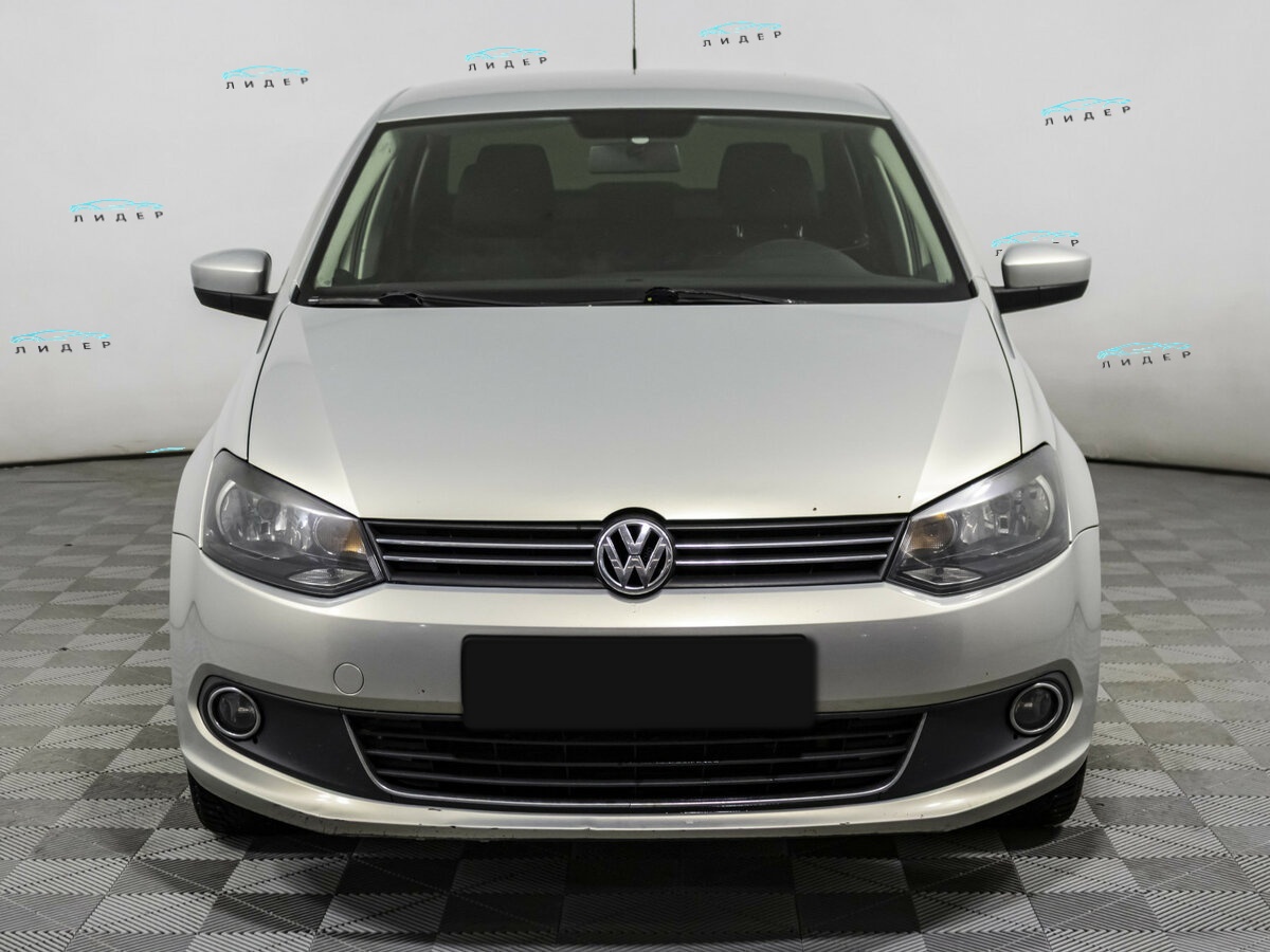 Б/У Фольксваген Поло 2011 года. Фото: #1