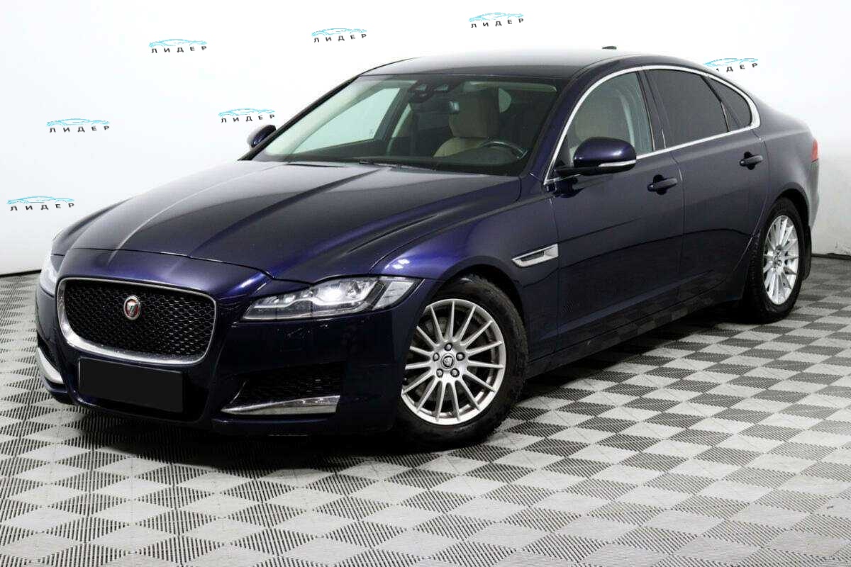 Jaguar XF