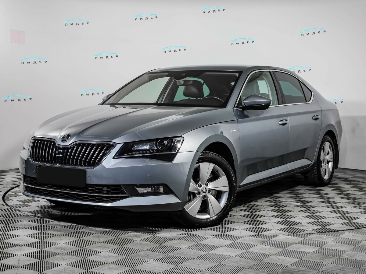 Skoda Superb 2016 года с пробегом. Фото: #0
