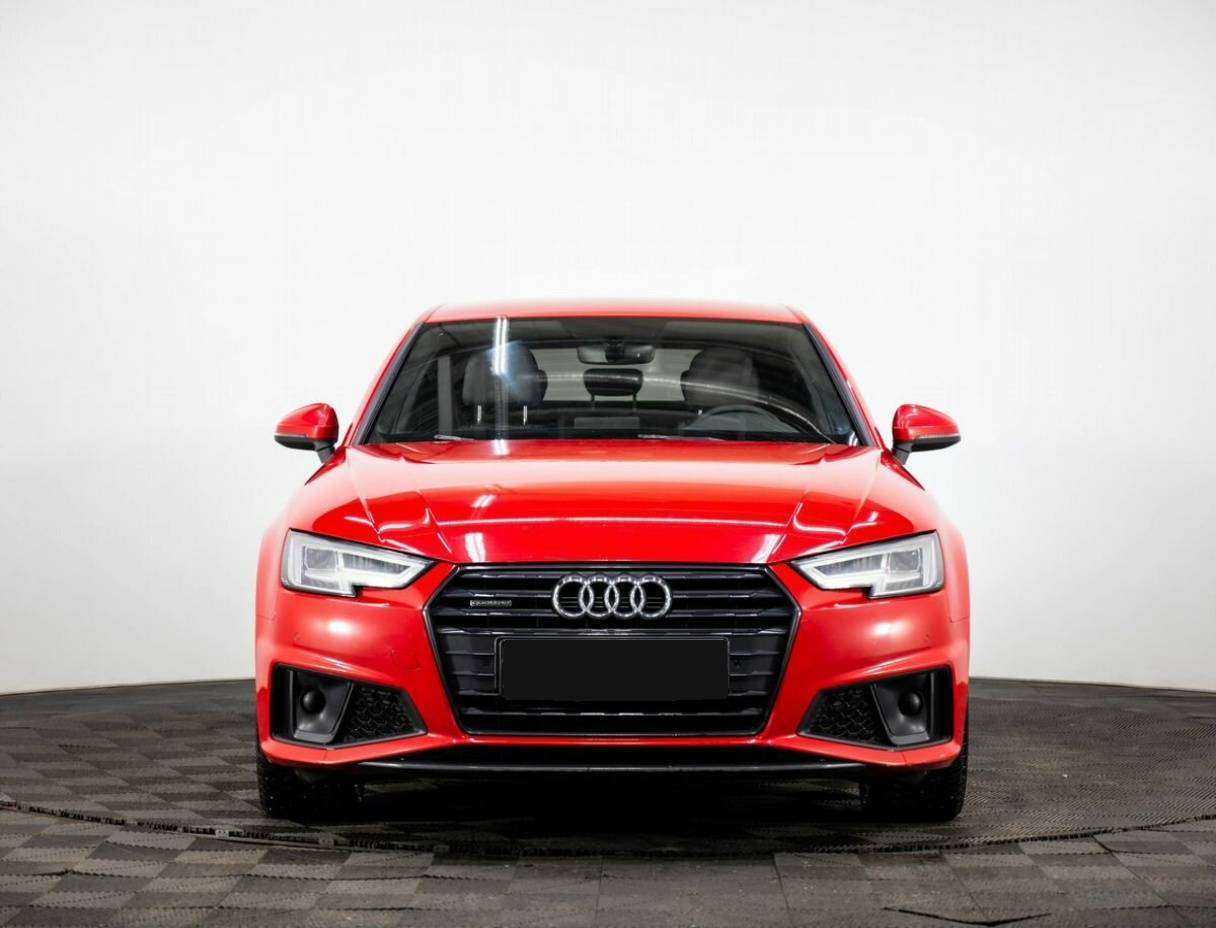 Б/У Ауди А4 2019 года. Фото: #1