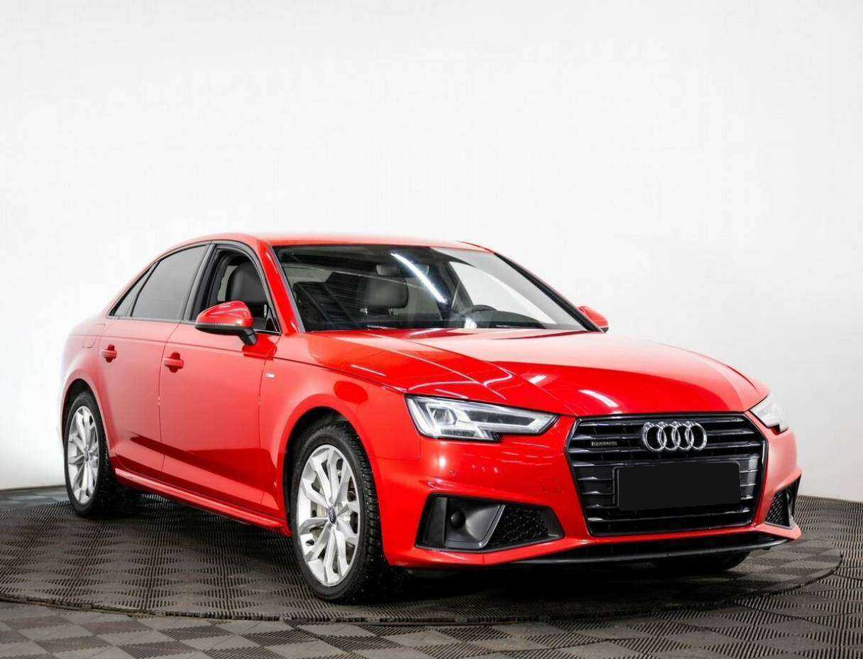 Б/У Ауди А4 2019 года. Фото: #2