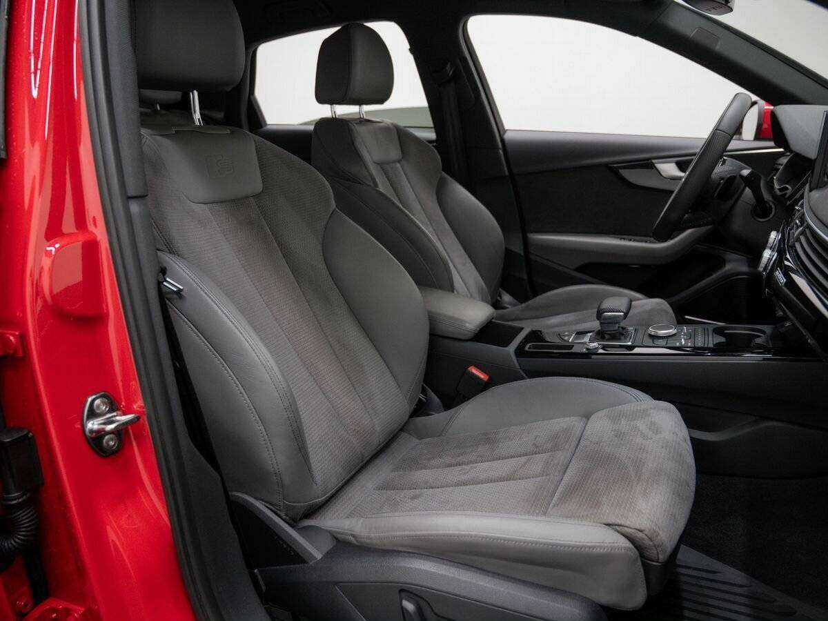 Б/У Ауди А4 2019 года. Фото: #8