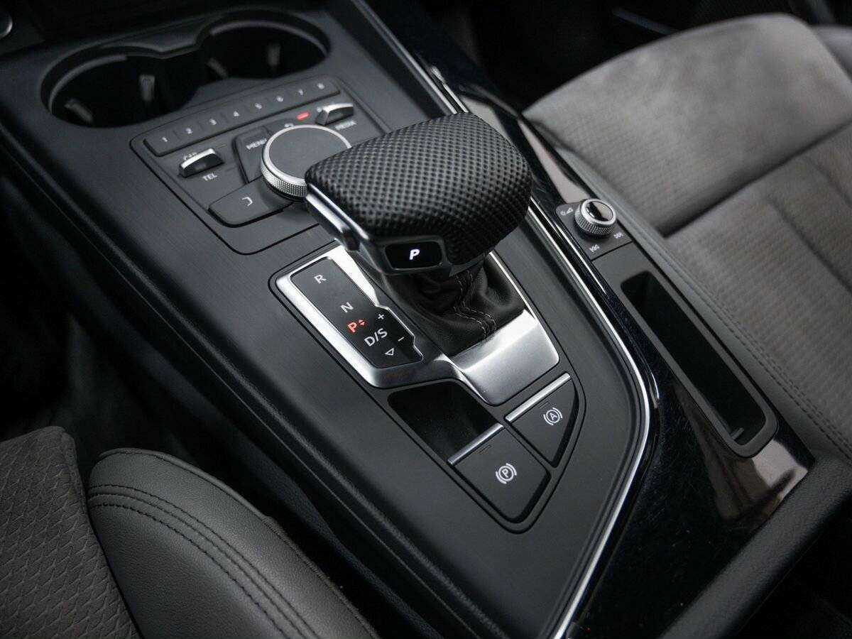 Б/У Ауди А4 2019 года. Фото: #22