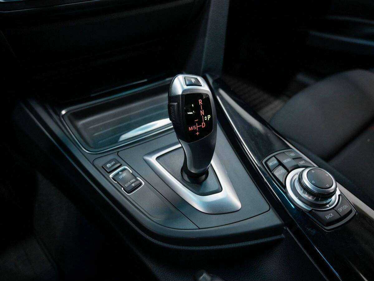 Б/У БМВ 3 серии 2013 года. Фото: #17