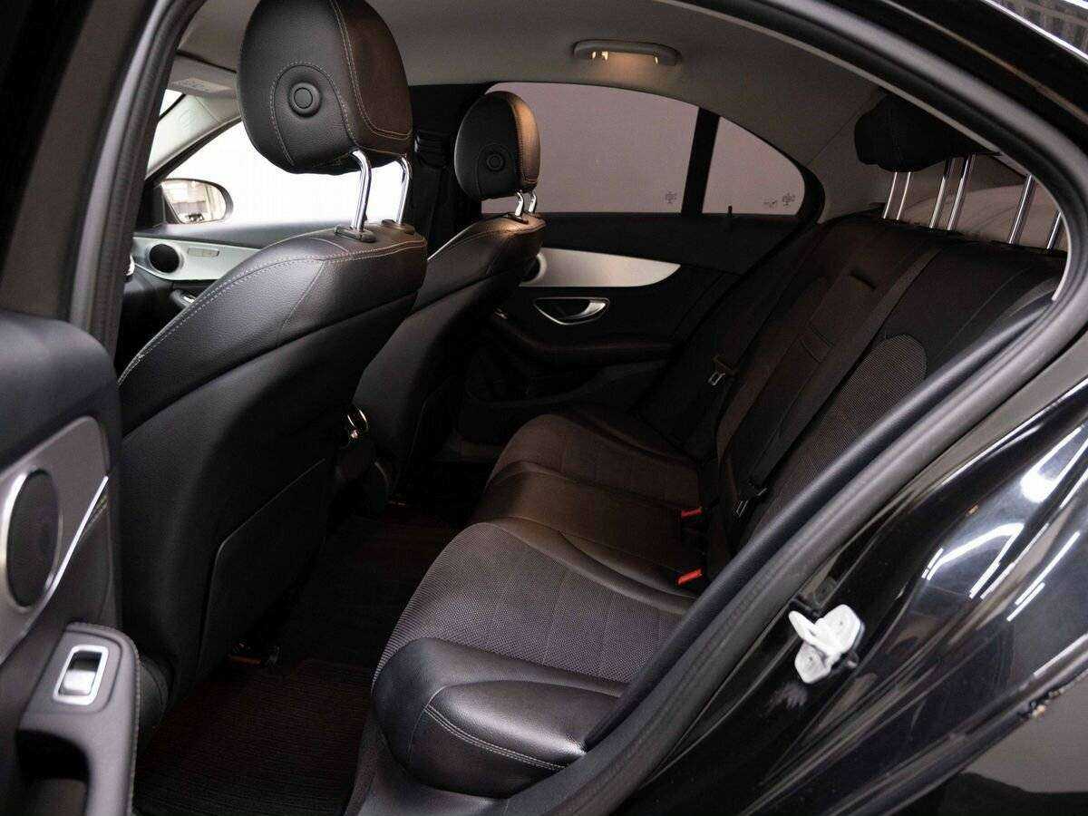 Б/У Мерседес-Бенц Ц-Класс 2014 года. Фото: #8