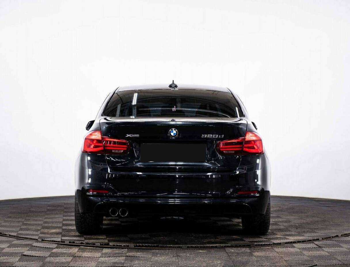 Б/У БМВ 3 серии 2018 года. Фото: #4