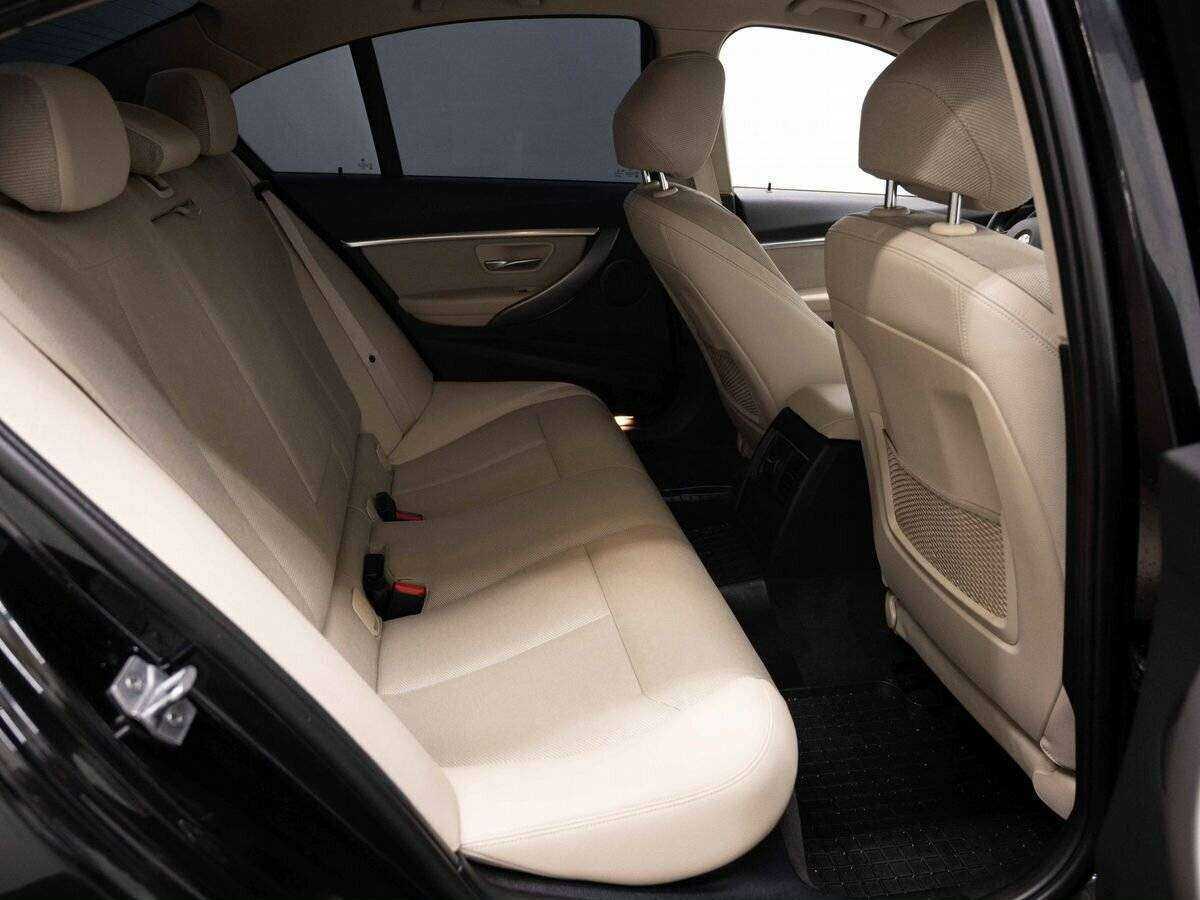 Б/У БМВ 3 серии 2018 года. Фото: #9