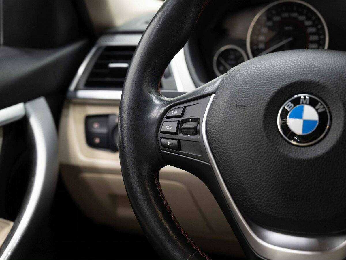 Б/У БМВ 3 серии 2018 года. Фото: #14