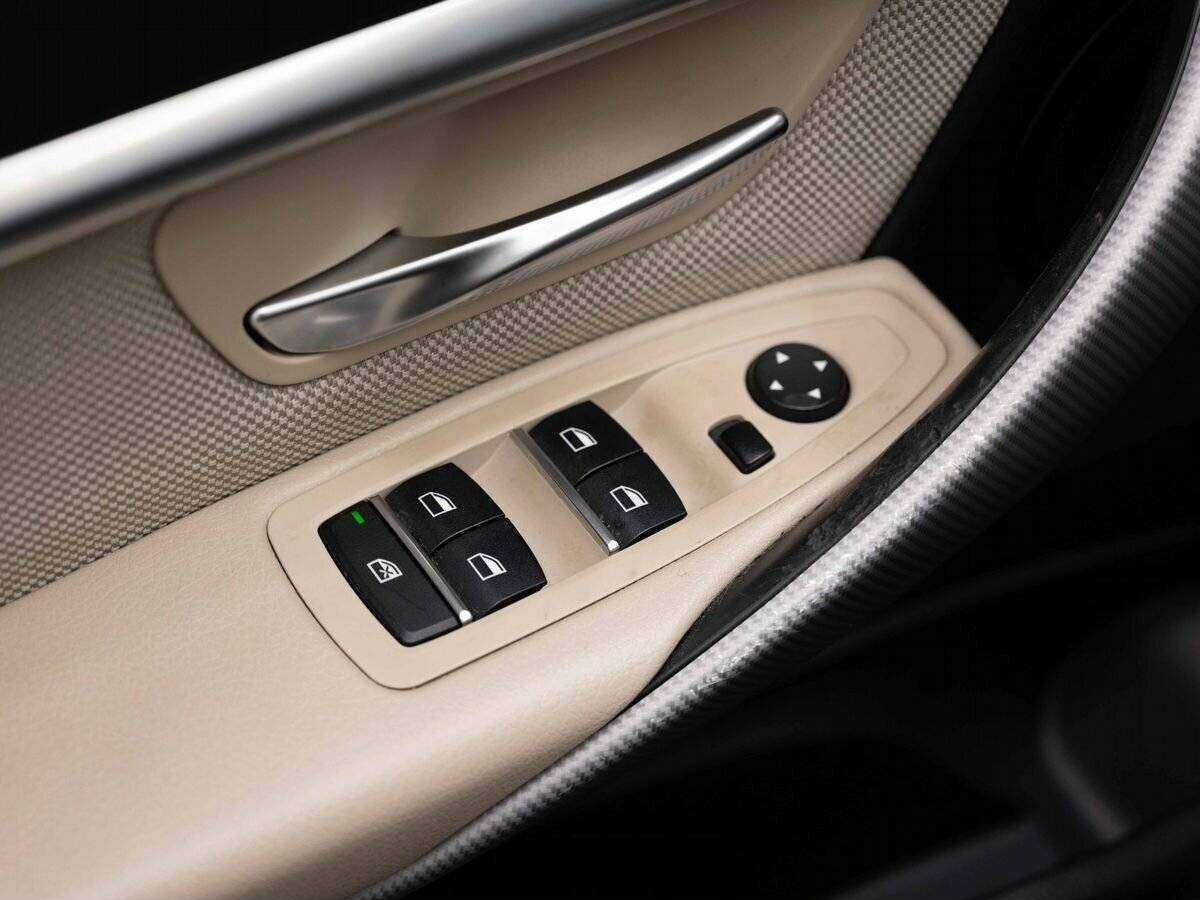 Б/У БМВ 3 серии 2018 года. Фото: #17