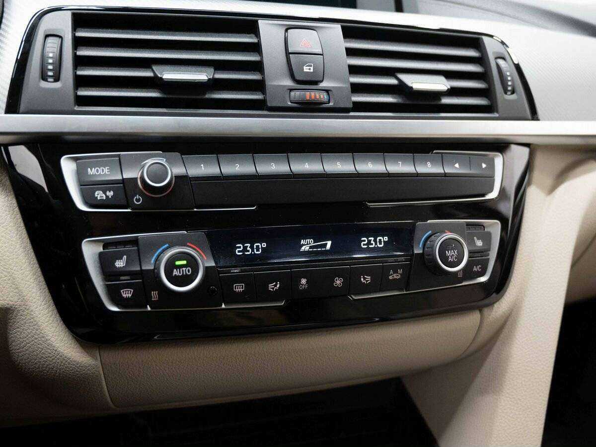 Б/У БМВ 3 серии 2018 года. Фото: #20