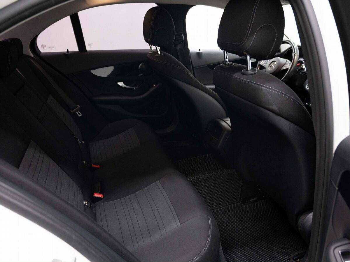 Б/У Мерседес-Бенц Ц-Класс 2014 года. Фото: #9