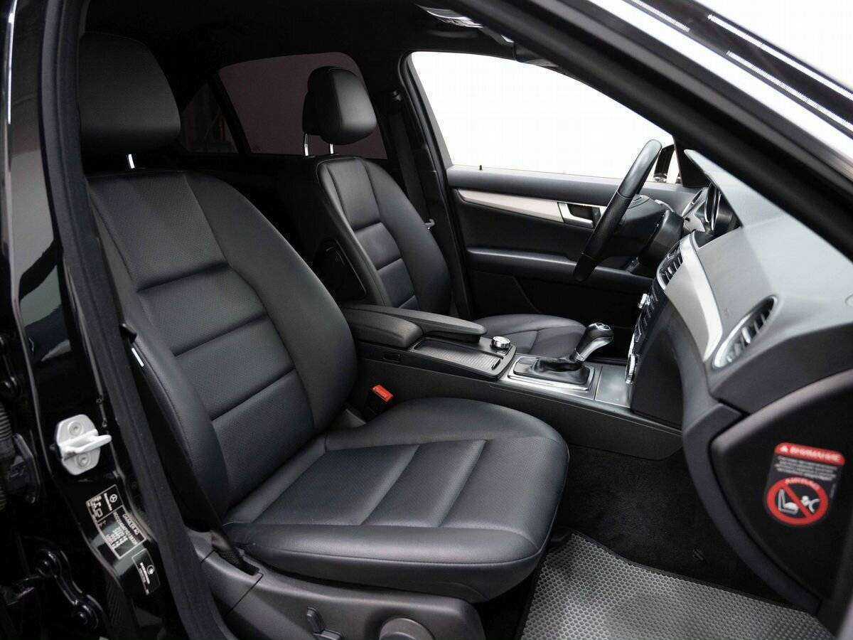 Б/У Мерседес-Бенц Ц-Класс 2013 года. Фото: #11