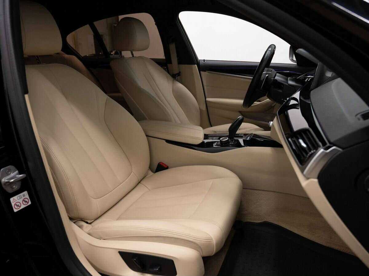 Б/У БМВ 5 серии 2018 года. Фото: #10