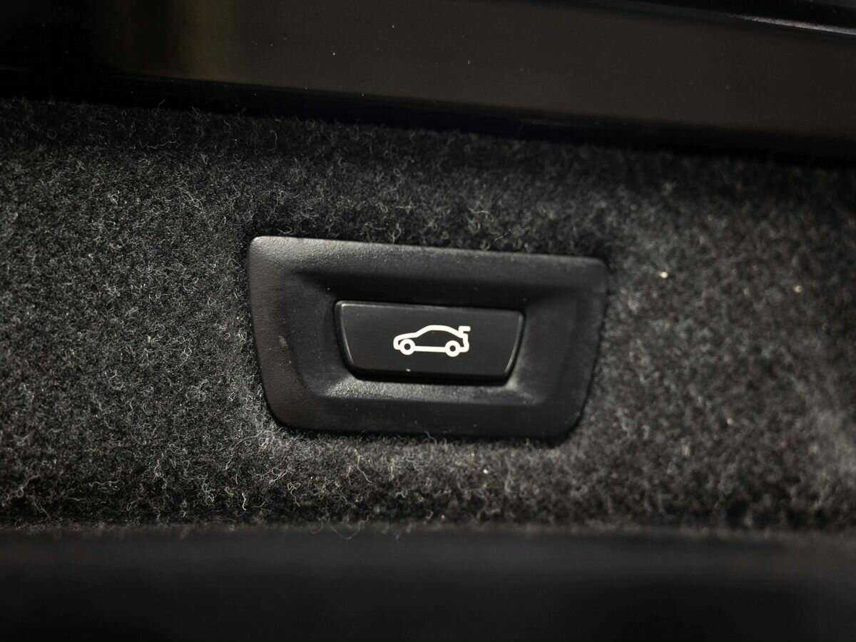 Б/У БМВ 5 серии 2018 года. Фото: #23