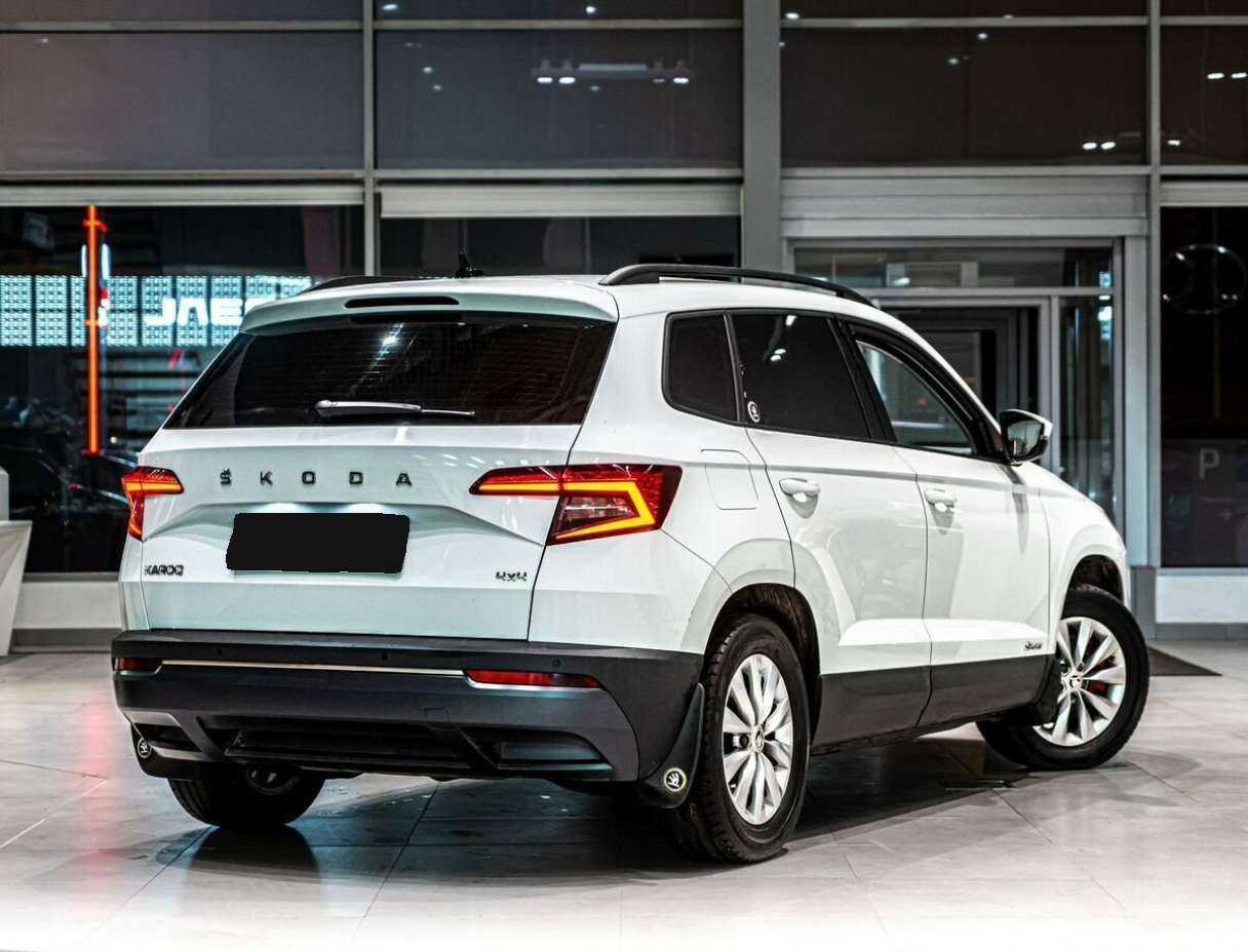 Б/У Шкода Карок 2021 года. Фото: #2