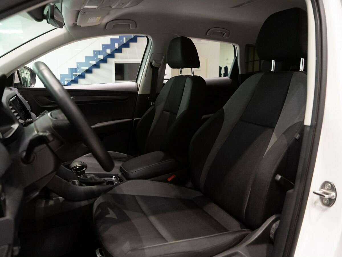 Б/У Шкода Карок 2021 года. Фото: #5