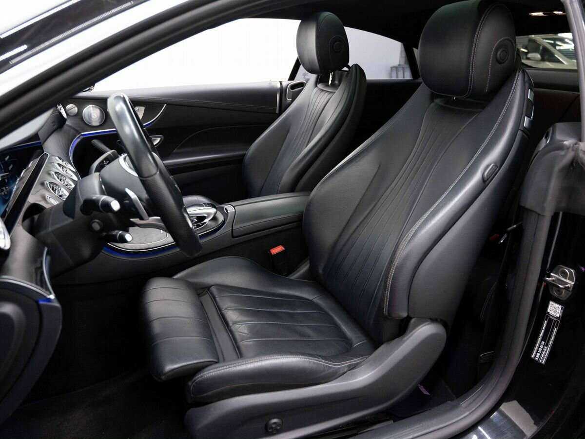 Б/У Мерседес-Бенц Е-Класс 2017 года. Фото: #7