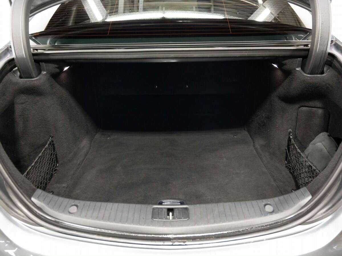 Б/У Мерседес-Бенц С-Класс 2015 года. Фото: #24