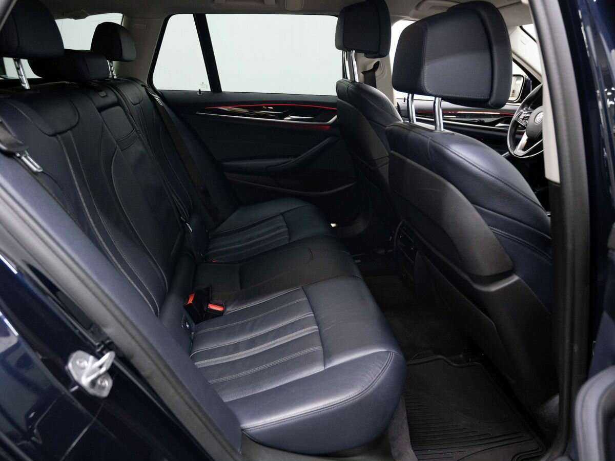 Б/У БМВ 5 серии 2017 года. Фото: #10