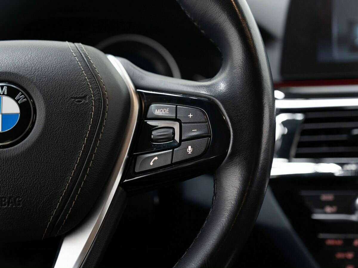 Б/У БМВ 5 серии 2017 года. Фото: #16