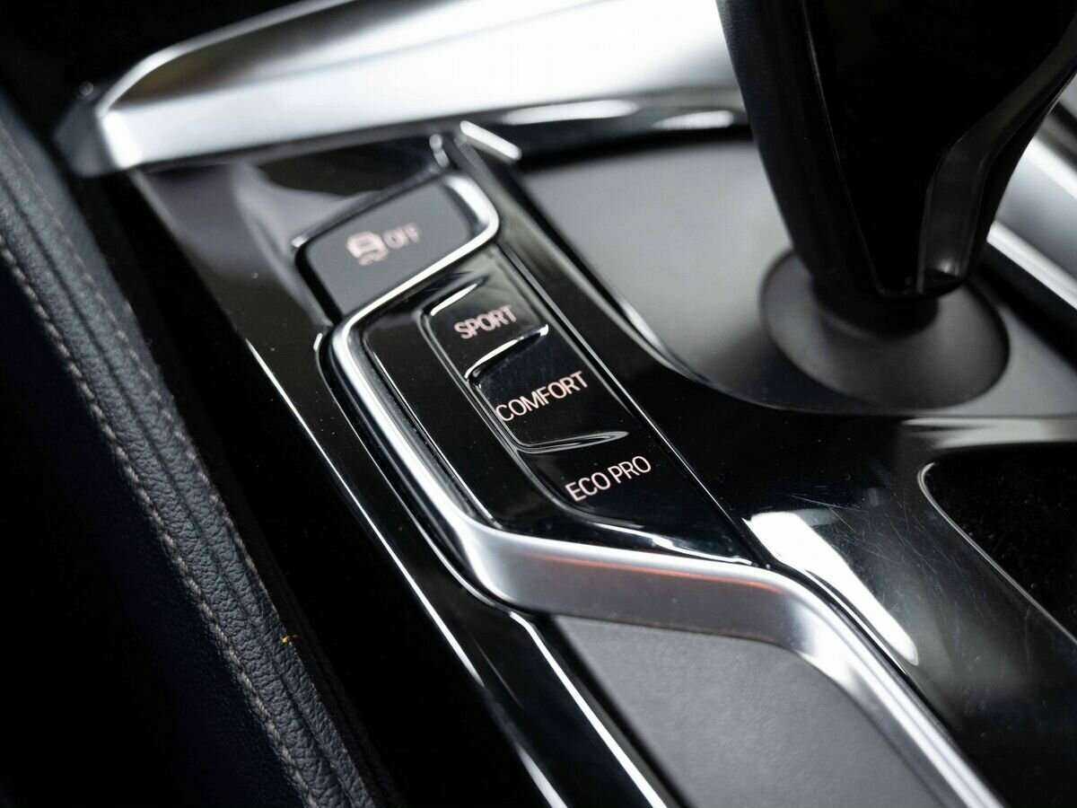 Б/У БМВ 5 серии 2017 года. Фото: #26