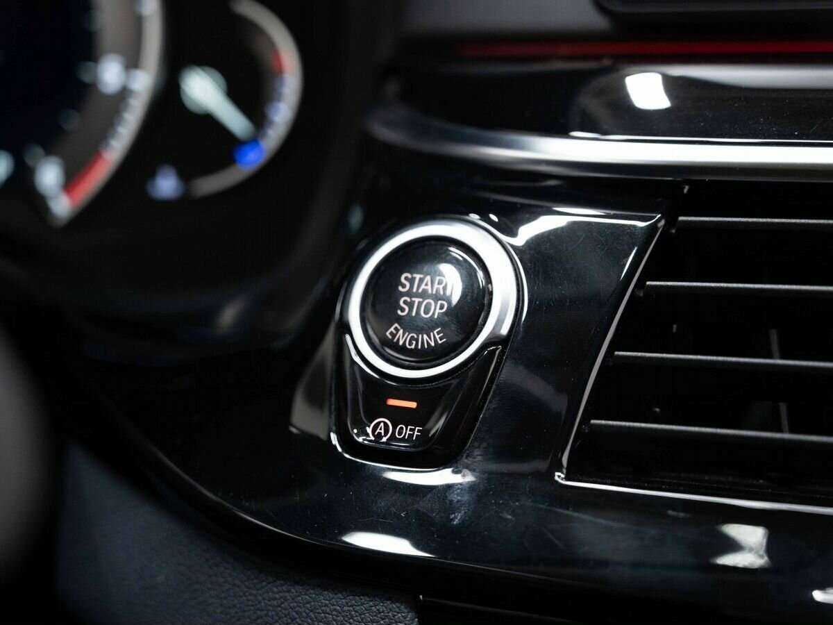 Б/У БМВ 5 серии 2017 года. Фото: #27