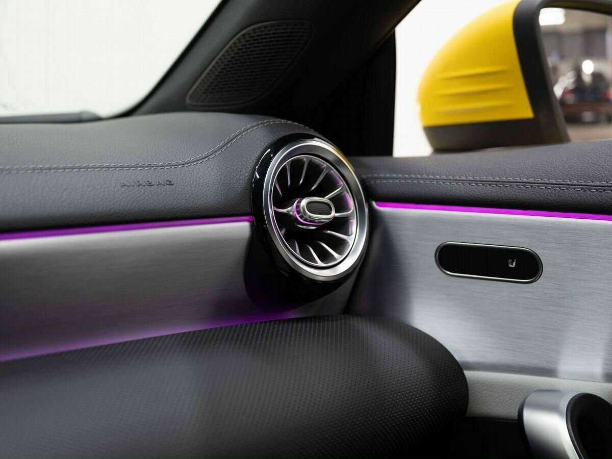 Б/У Мерседес-Бенц КЛА 2020 года. Фото: #24