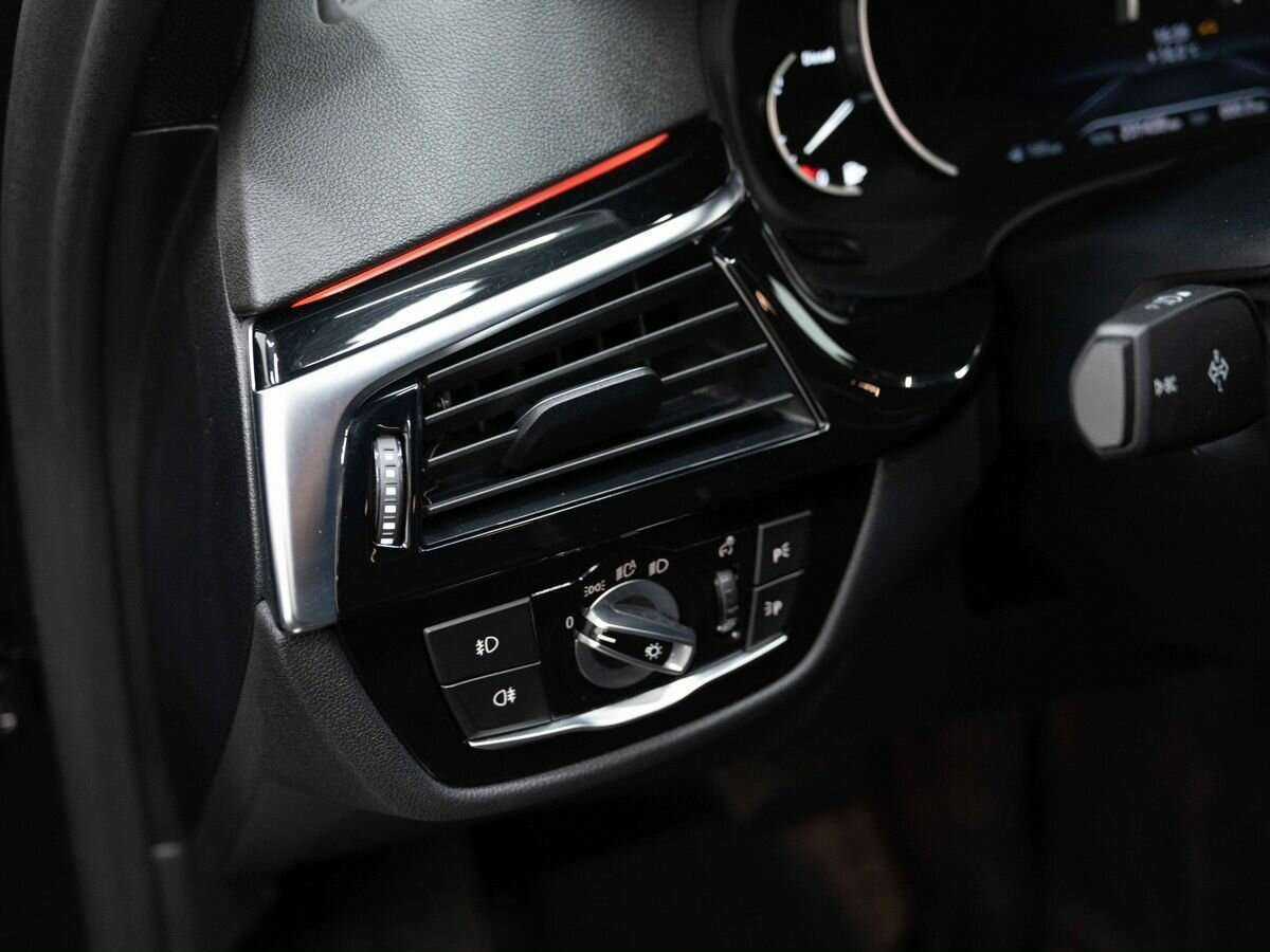 Б/У БМВ 5 серии 2019 года. Фото: #18