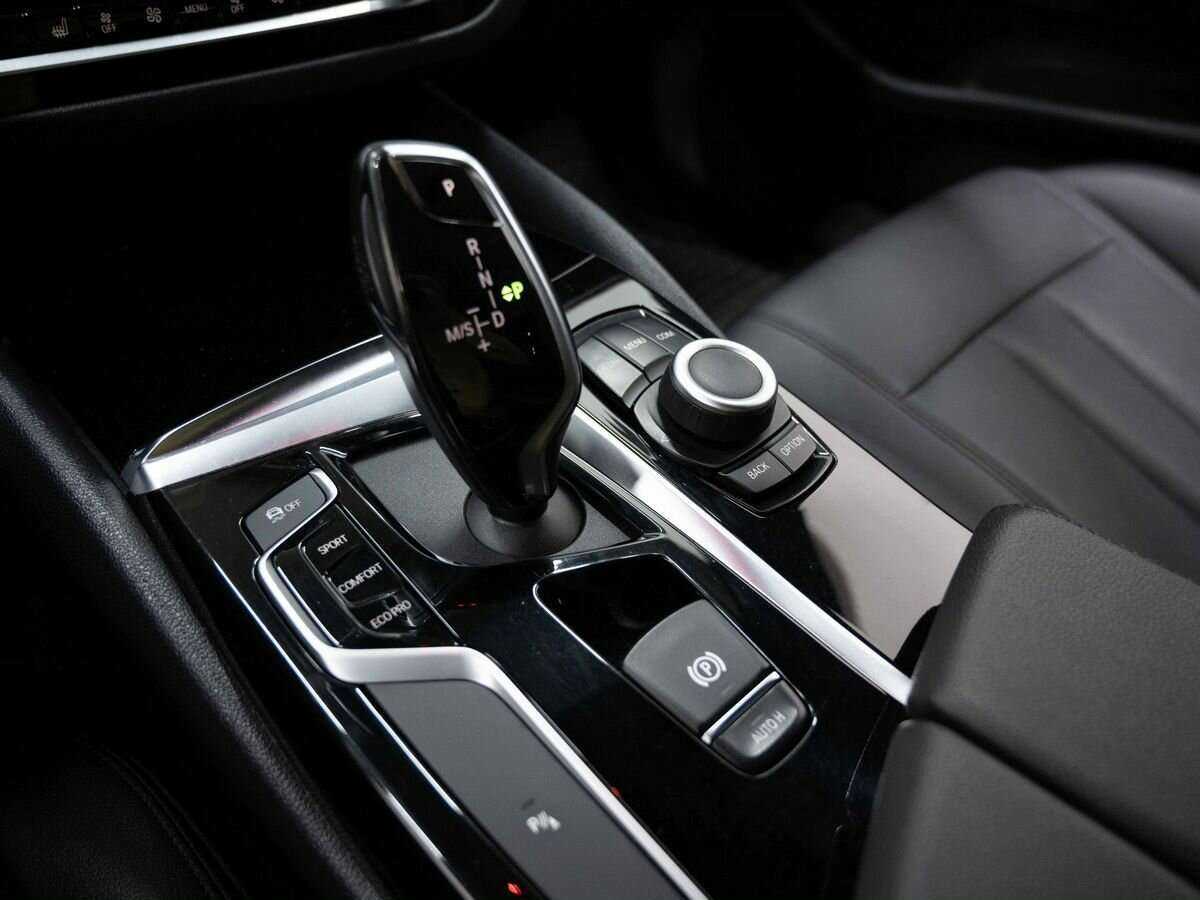 Б/У БМВ 5 серии 2019 года. Фото: #21