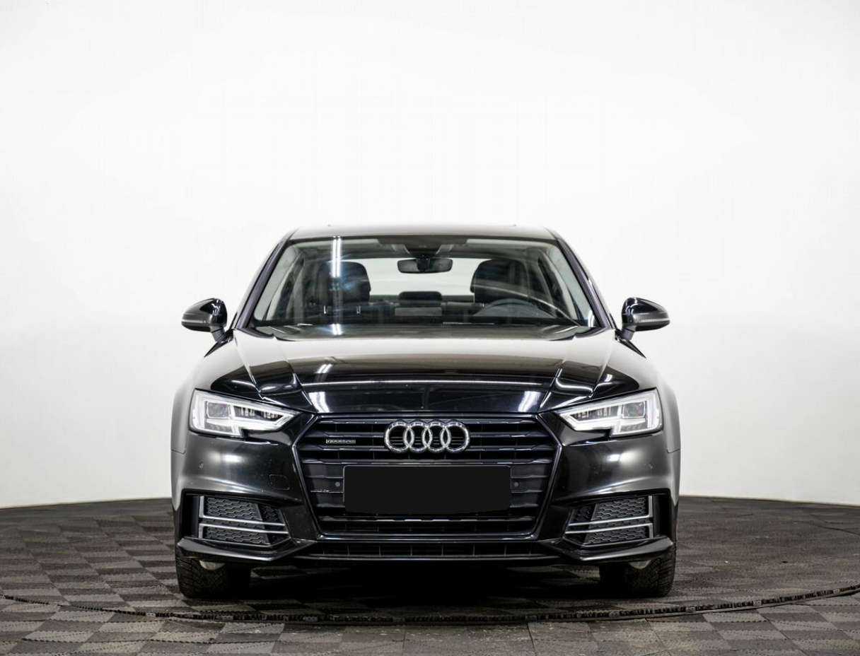 Б/У Ауди А4 2017 года. Фото: #1