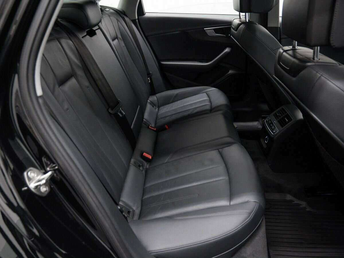 Б/У Ауди А4 2017 года. Фото: #9