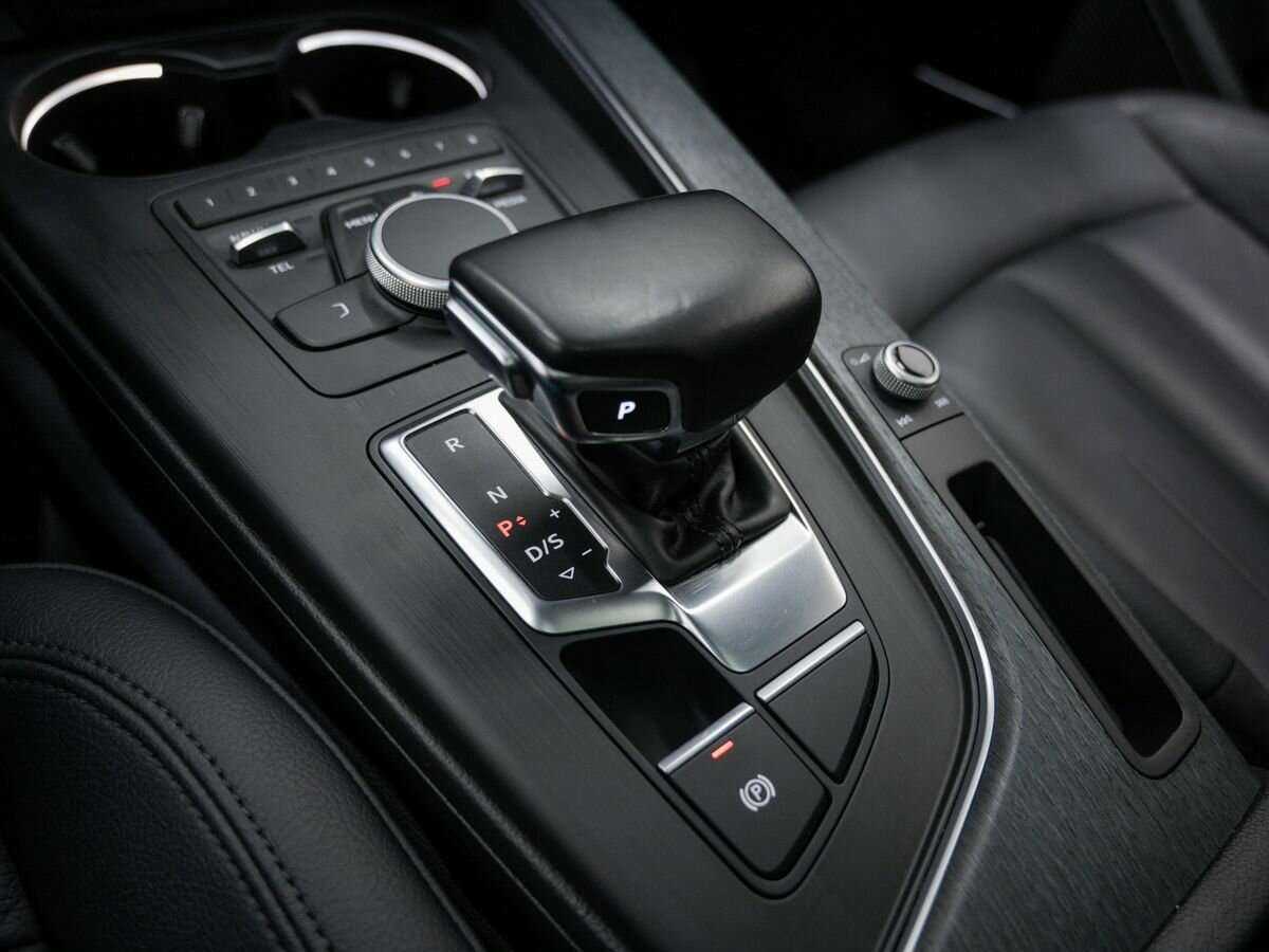 Б/У Ауди А4 2017 года. Фото: #21