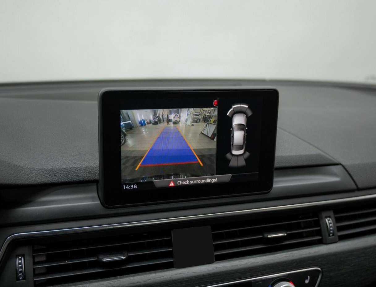 Б/У Ауди А4 2017 года. Фото: #25