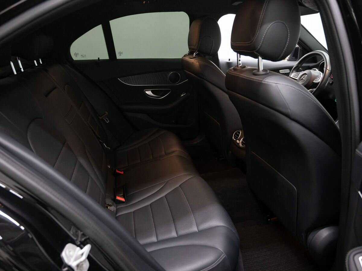 Б/У Мерседес-Бенц Ц-Класс 2014 года. Фото: #9