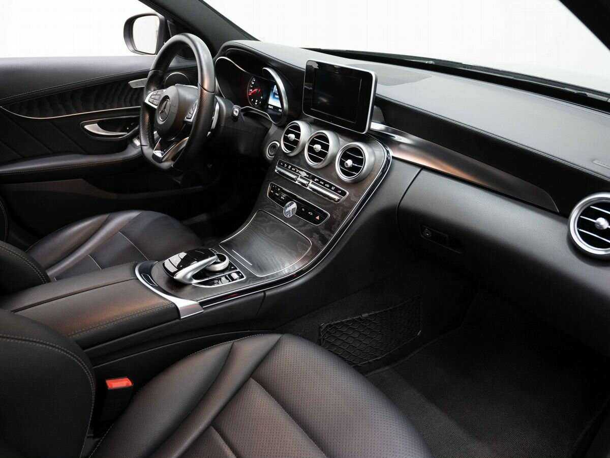 Б/У Мерседес-Бенц Ц-Класс 2014 года. Фото: #10