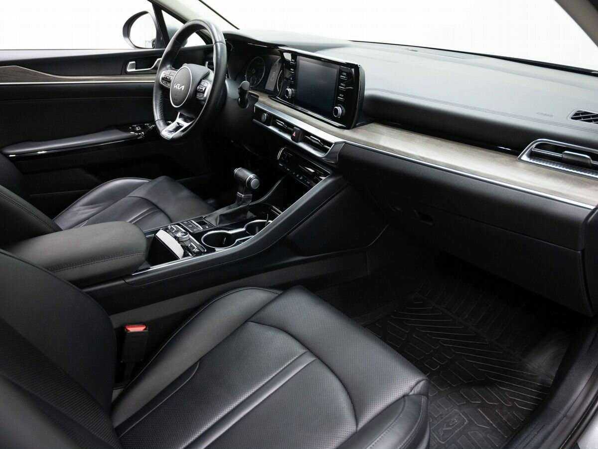 Б/У Киа К5 2021 года. Фото: #8