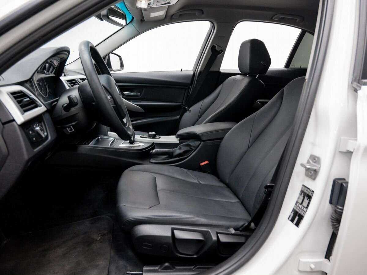 Б/У БМВ 3 серии 2016 года. Фото: #13