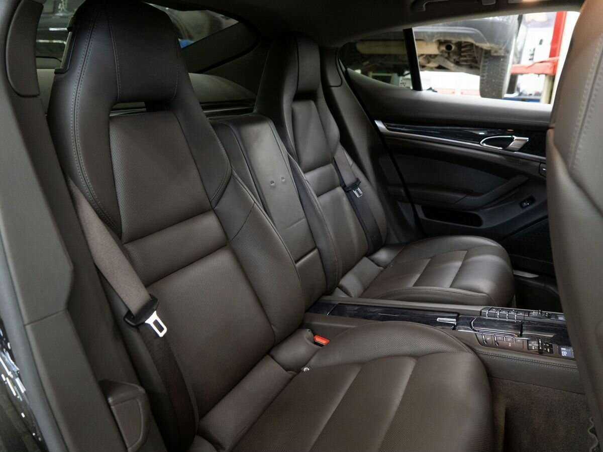 Б/У Порш Панамера 2015 года. Фото: #8