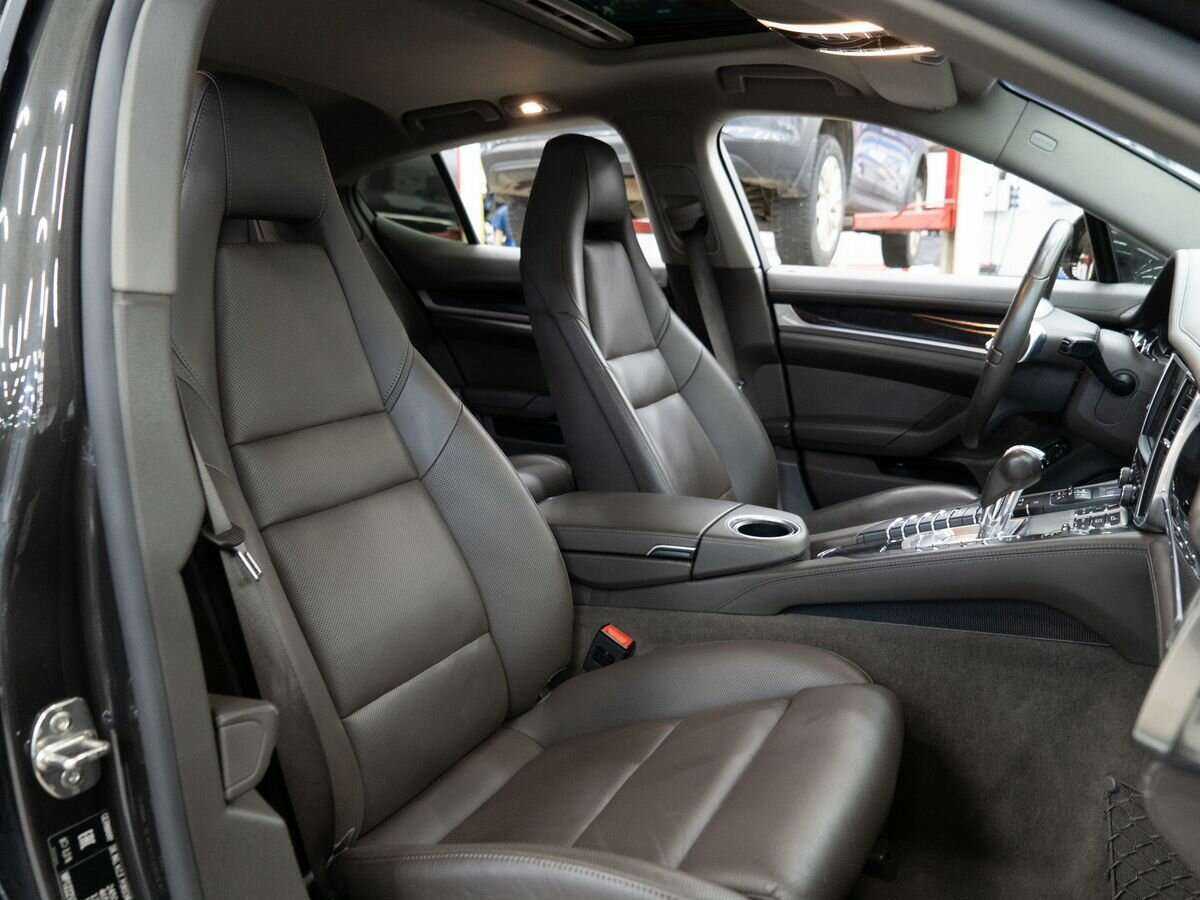 Б/У Порш Панамера 2015 года. Фото: #9