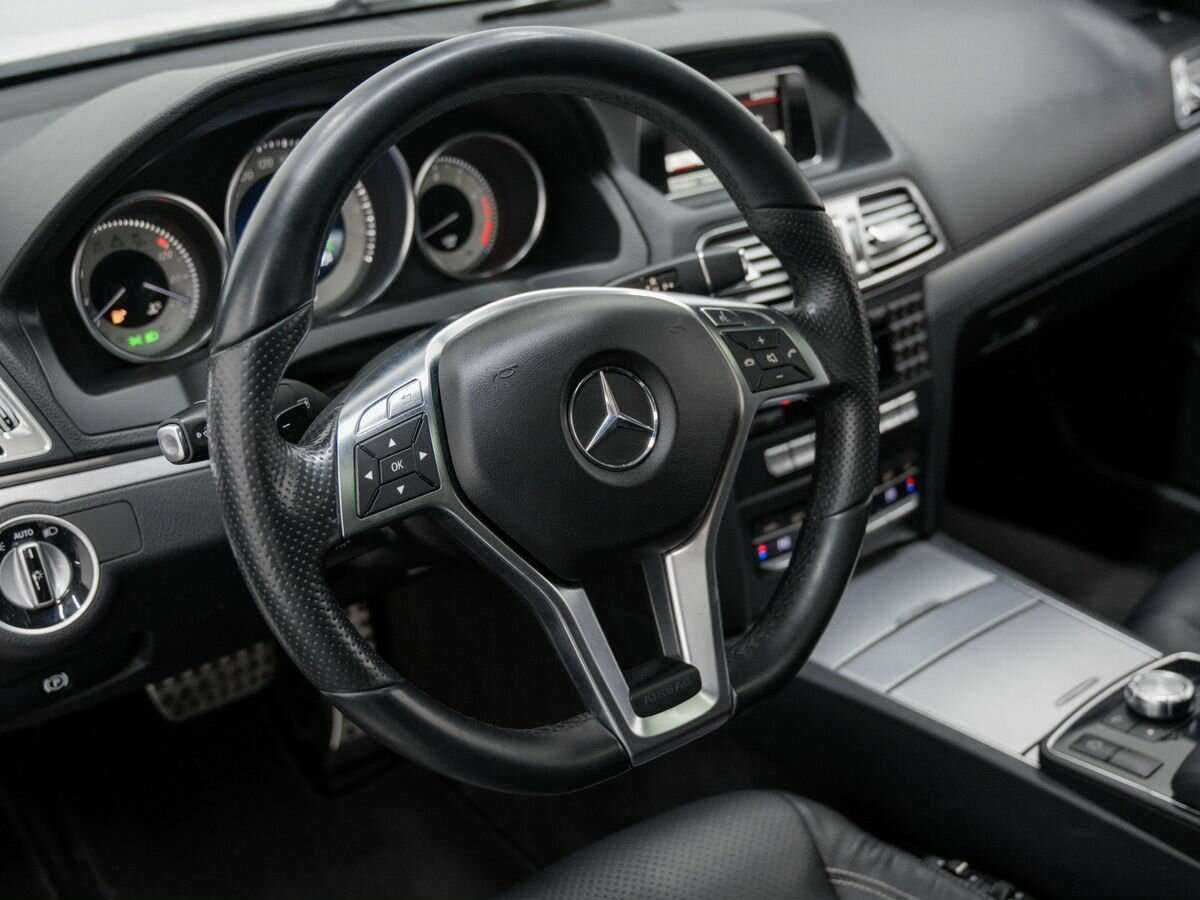 Б/У Мерседес-Бенц Е-Класс 2014 года. Фото: #16