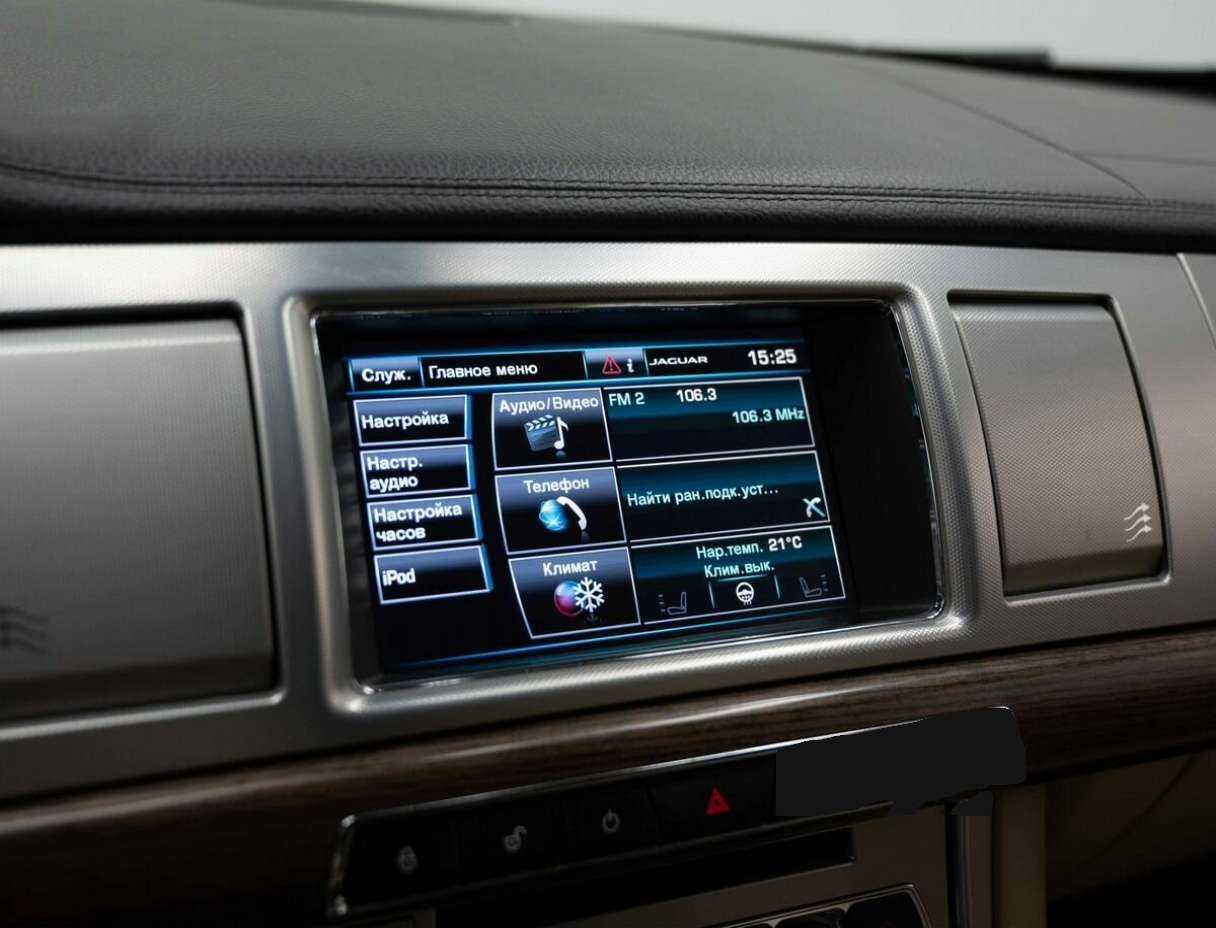 Б/У Ягуар ИксФ 2013 года. Фото: #23