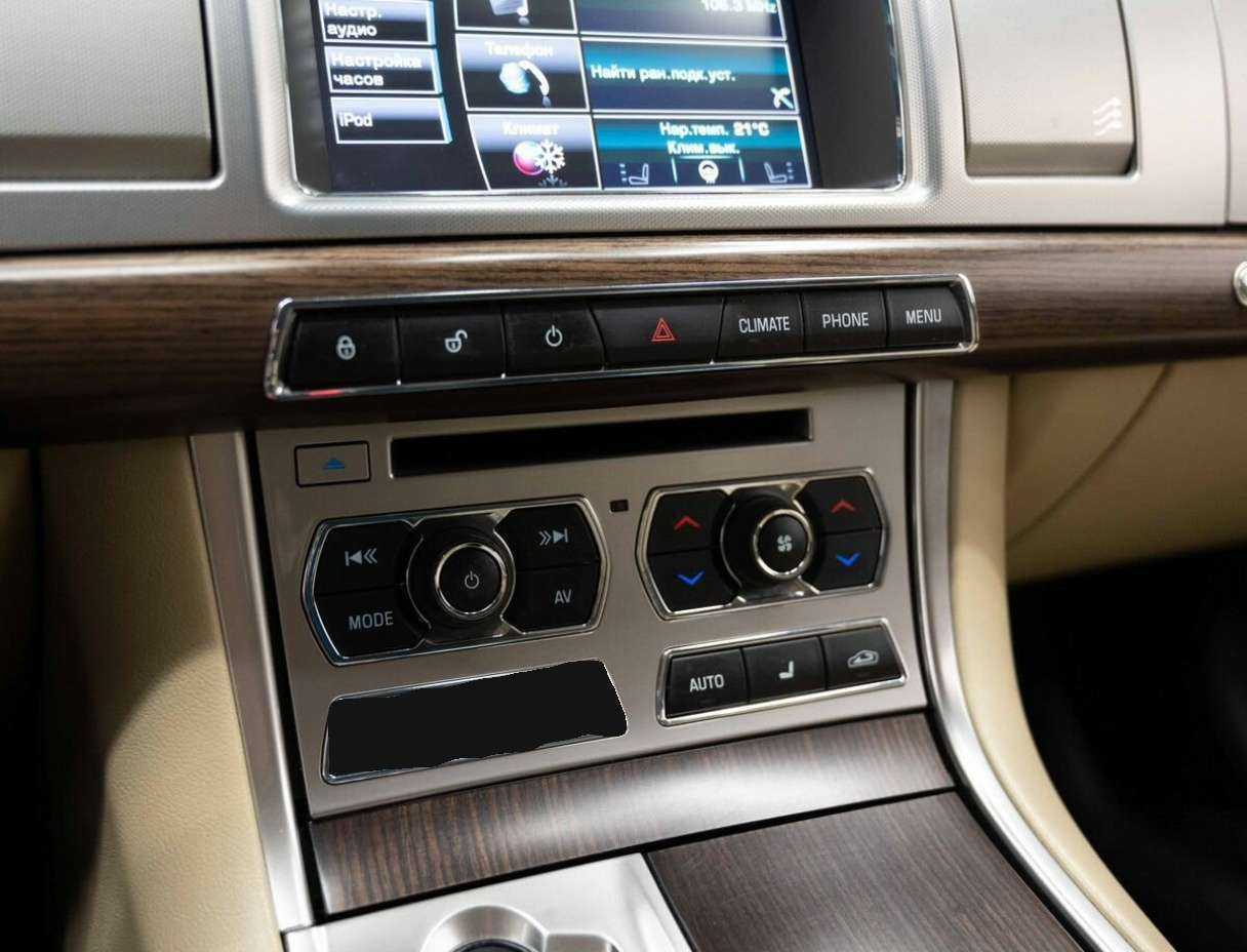 Б/У Ягуар ИксФ 2013 года. Фото: #24