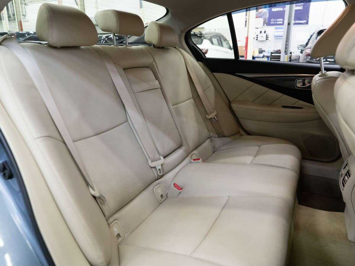 Б/У Инфинити К50 2014 года. Фото: #7